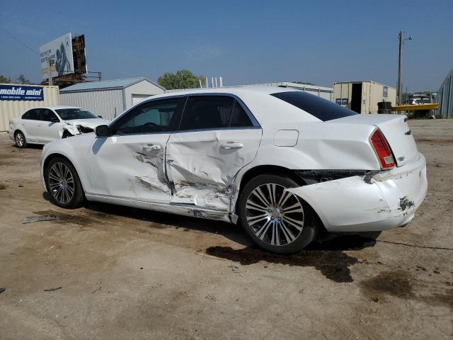 Снимка 2 от търг – 2014 CHRYSLER 300 S с VIN 2C3CCABT1EH141961