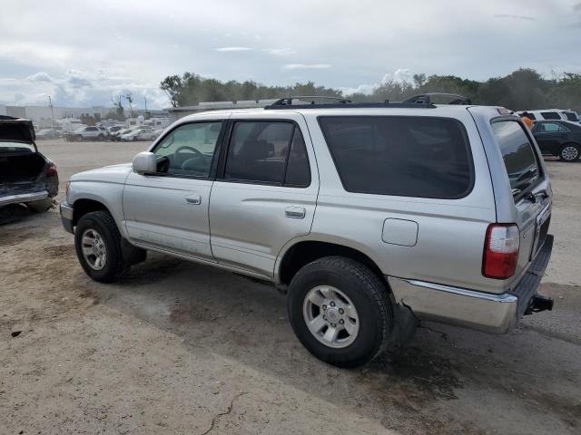 Photo 2 from auction – 2002 TOYOTA 4RUNNER SR with VIN JT3GN86R820233538