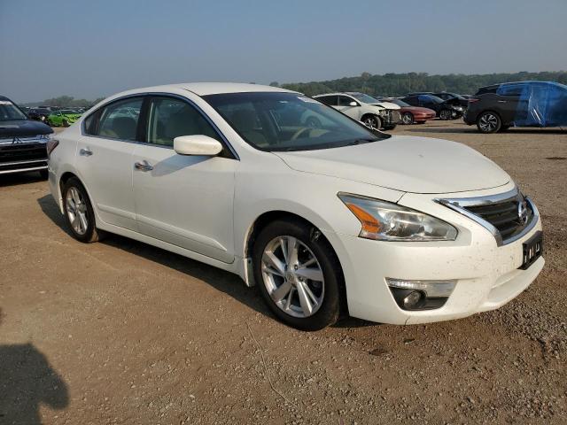 Photo 4 from auction – 2015 NISSAN ALTIMA 2.5 with VIN 1N4AL3AP4FC215936