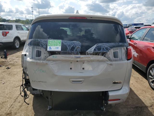 Снимка 6 от търг – 2017 CHRYSLER PACIFICA T с VIN 2C4RC1DG5HR743766