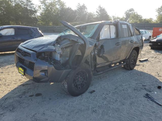 TOYOTA 4RUNNER SR 2022 with VIN JTENU5JR2N5984584 - Photo from auction