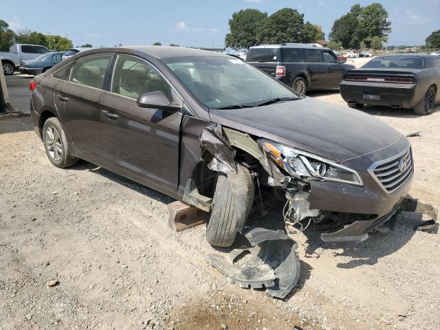 Photo 4 from auction – 2015 HYUNDAI SONATA SE with VIN 5NPE24AF0FH152544
