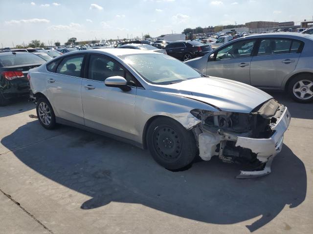 Photo 4 from auction – 2015 FORD FUSION S with VIN 3FA6P0G71FR181925