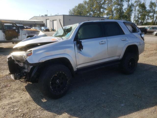 TOYOTA 4RUNNER SR 2018 with VIN JTEBU5JR6J5547555 - Photo from auction