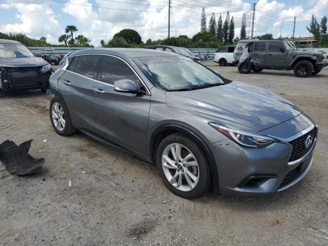 Photo 4 from auction – 2018 INFINITI QX30 BASE with VIN SJKCH5CP8JA056871