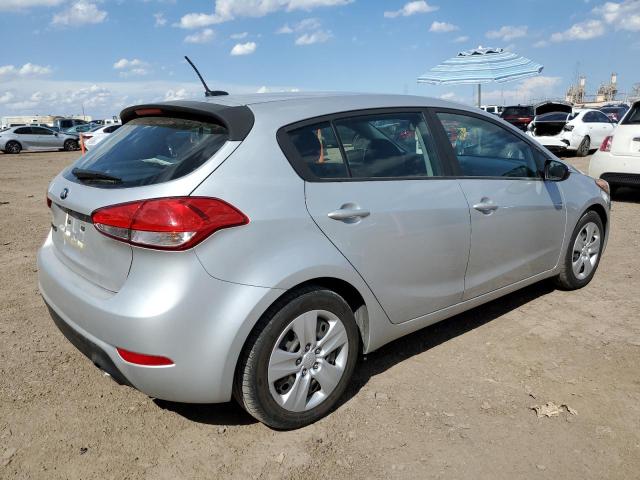 Photo 3 from auction – 2016 KIA FORTE LX with VIN KNAFK5A86G5654498