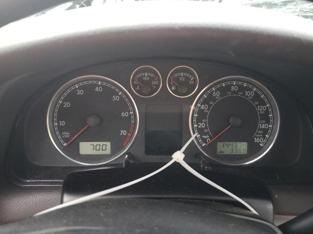 Photo 9 from auction – 2003 VOLKSWAGEN PASSAT with VIN WVWND63B93E136855