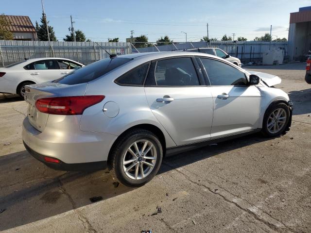 Photo 3 from auction – 2017 FORD FOCUS SE with VIN 1FADP3F22HL328348