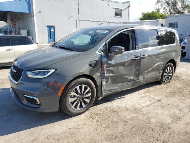 CHRYSLER PACIFICA H 2022 with VIN 2C4RC1L7XNR124836 - Photo from auction