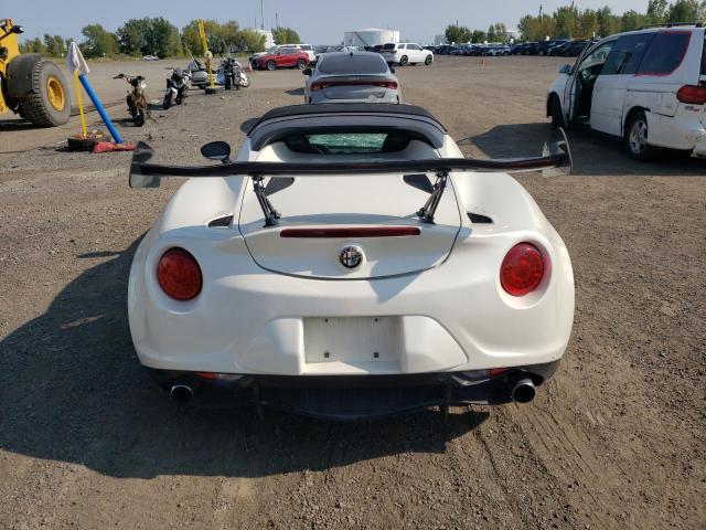 Photo 6 from auction – 2015 ALFA ROMEO 4C SPIDER with VIN ZARBAAB46FM167238