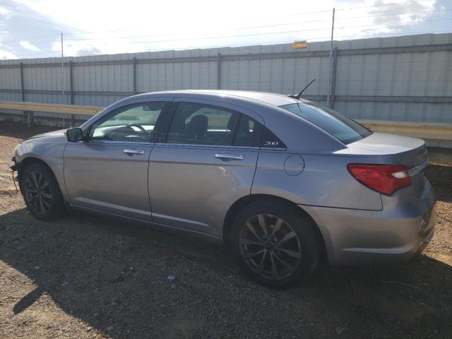 Photo 2 from auction – 2013 CHRYSLER 200 LIMITE with VIN 1C3CCBCG6DN706315