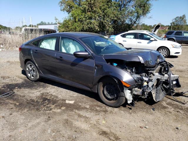 Photo 4 from auction – 2018 HONDA CIVIC LX with VIN 2HGFC2F55JH585592