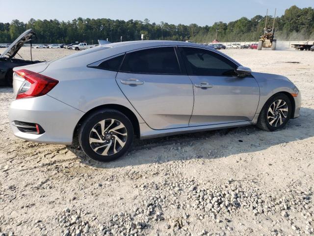 Photo 3 from auction – 2018 HONDA CIVIC EX with VIN 19XFC2F7XJE023201