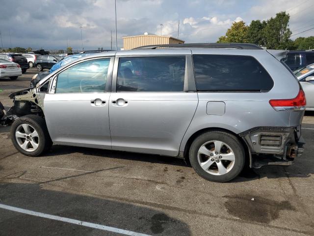 Photo 2 from auction – 2012 TOYOTA SIENNA LE with VIN 5TDKK3DC6CS204974