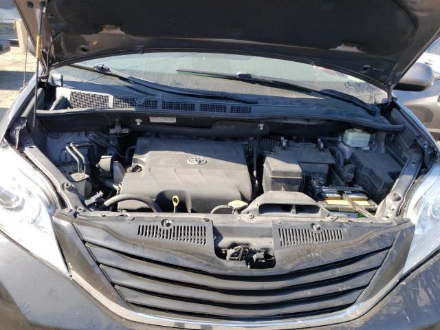 Photo 11 from auction – 2013 TOYOTA SIENNA XLE with VIN 5TDYK3DC6DS390205