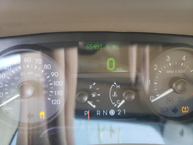 Photo 9 from auction – 2010 MERCURY GRAND MARQ with VIN 2MEBM7FV1AX601072