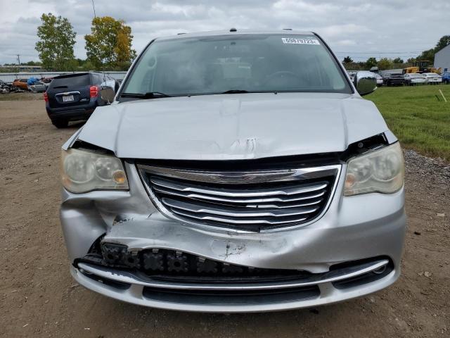 Photo 5 from auction – 2011 CHRYSLER TOWN & COU with VIN 2A4RR8DG0BR684070