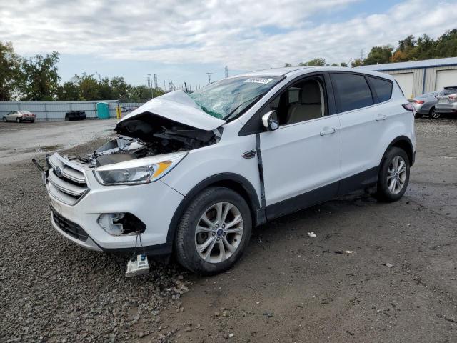 FORD ESCAPE SE 2017 with VIN 1FMCU9G96HUD45642 - Photo from auction