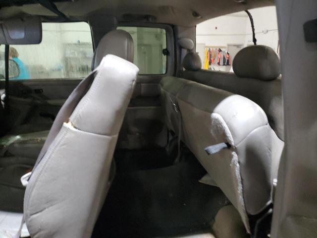 Photo 10 from auction – 2001 CHEVROLET SILVER1500 with VIN 1GCEK19TX1E149944