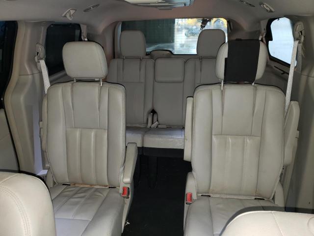Photo 10 from auction – 2016 CHRYSLER TOWN & COU with VIN 2C4RC1BG5GR188674
