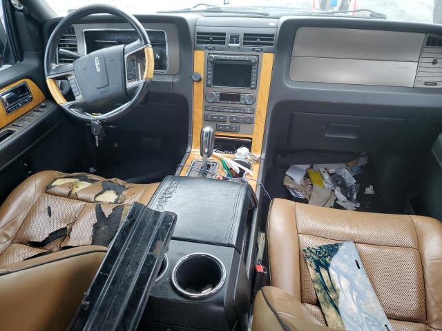 Photo 8 from auction – 2012 LINCOLN NAVIGATOR with VIN 5LMJJ2J53CEL04155