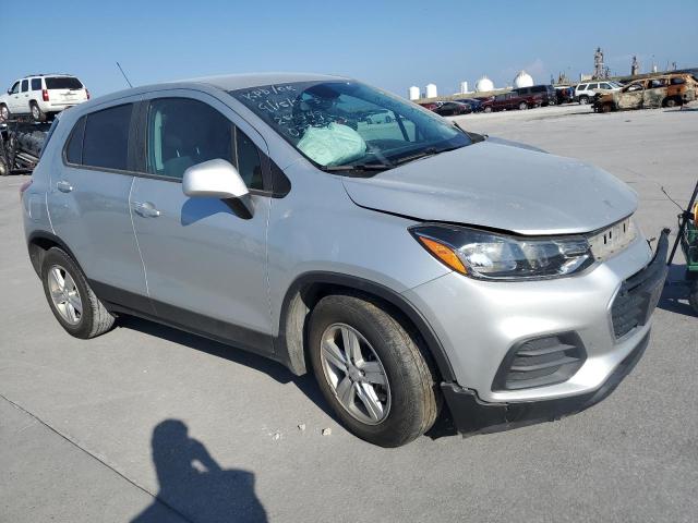 Photo 4 from auction – 2020 CHEVROLET TRAX LS with VIN KL7CJKSB3LB035223