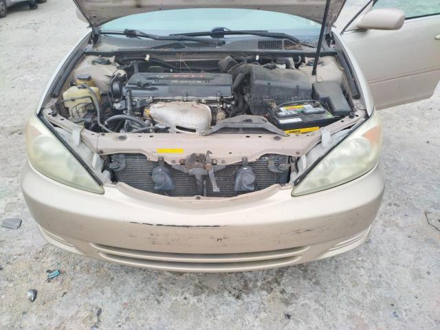 Photo 11 from auction – 2002 TOYOTA CAMRY LE with VIN 4T1BE32K52U551073