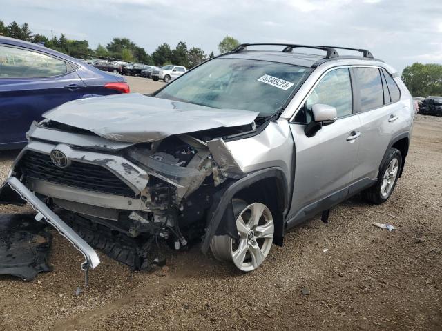 TOYOTA RAV4 XLE 2019 with VIN 2T3P1RFV9KW075040 - Photo from auction