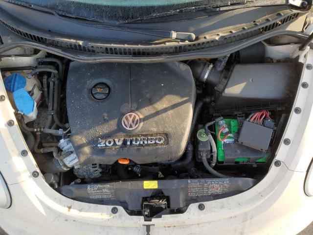 Photo 11 from auction – 2005 VOLKSWAGEN NEW BEETLE with VIN 3VWCD31Y75M313409