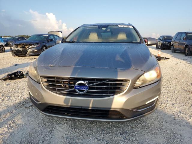 Photo 5 from auction – 2015 VOLVO V60 PREMIE with VIN YV140MEK0F1220092