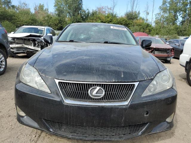 Photo 5 from auction – 2006 LEXUS IS 250 with VIN JTHCK262665004575