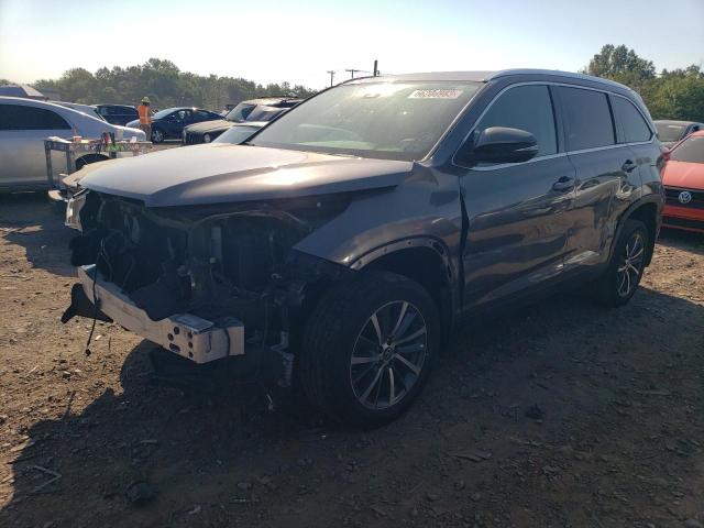 TOYOTA HIGHLANDER 2019 with VIN 5TDJZRFH8KS932202 - Photo from auction