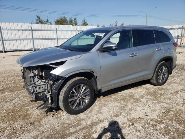 TOYOTA HIGHLANDER 2017 with VIN 5TDJZRFH6HS409303 - Photo from auction