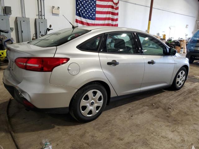Photo 3 from auction – 2016 FORD FOCUS S with VIN 1FADP3E22GL232039