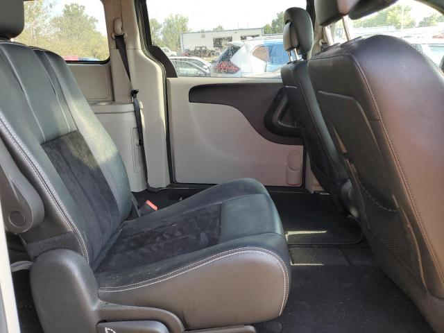 Photo 11 from auction – 2015 DODGE GRAND CARA with VIN 2C4RDGCGXFR724757