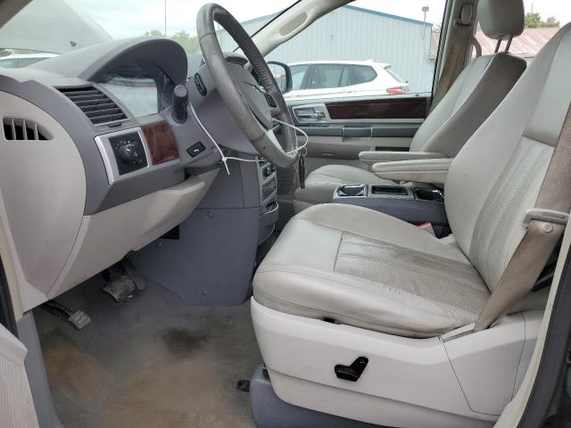 Photo 7 from auction – 2009 CHRYSLER TOWN & COU with VIN 2A8HR54189R670643