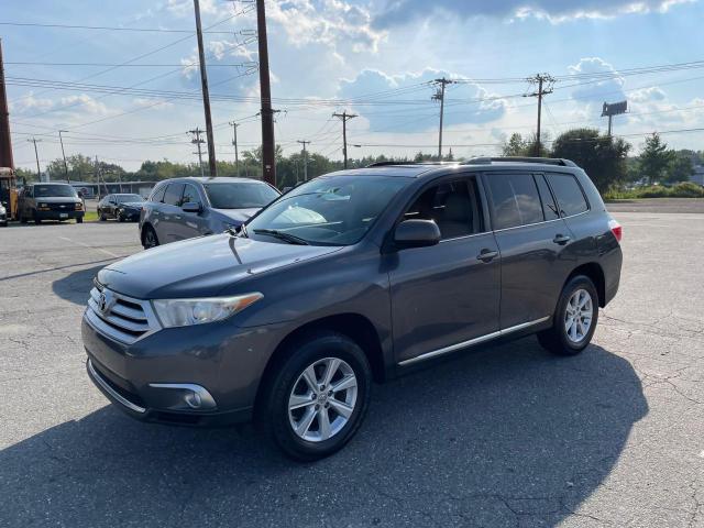 Photo 2 from auction – 2011 TOYOTA HIGHLANDER with VIN 5TDBK3EH0BS047063