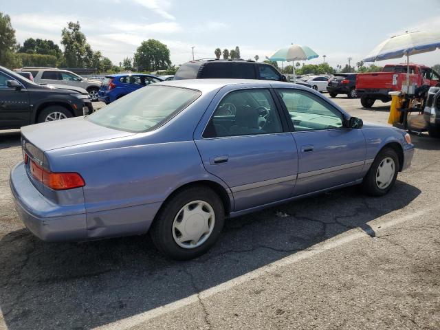 Photo 3 from auction – 2000 TOYOTA CAMRY CE with VIN 4T1BG22K6YU691744