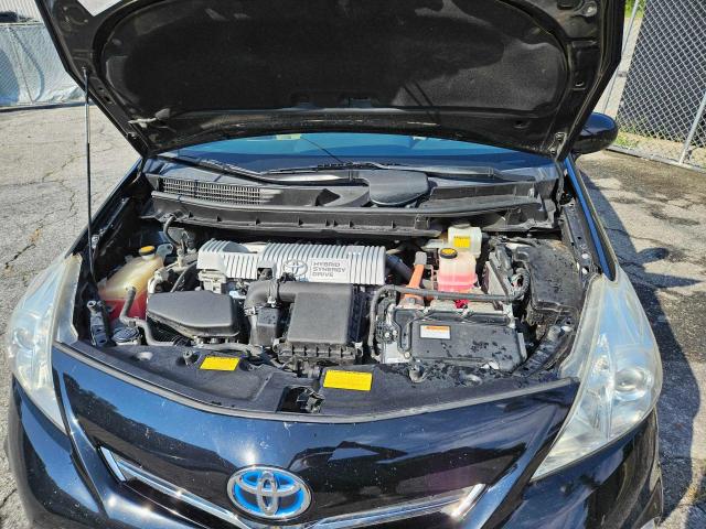 Photo 7 from auction – 2013 TOYOTA PRIUS V with VIN JTDZN3EU4D3196115