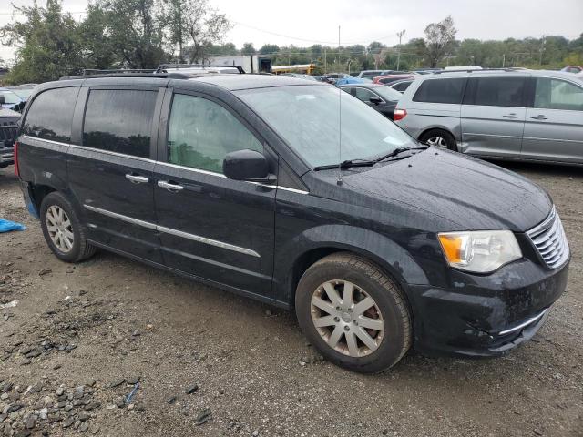 Photo 4 from auction – 2014 CHRYSLER TOWN & COU with VIN 2C4RC1BG2ER409287