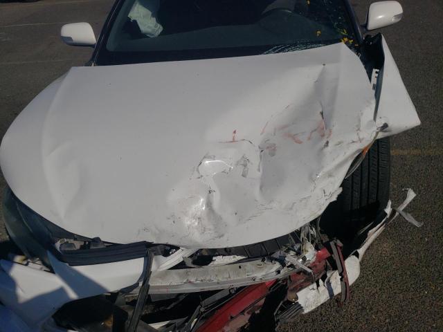 Photo 11 from auction – 2014 TOYOTA SCION TC with VIN JTKJF5C75E3072450