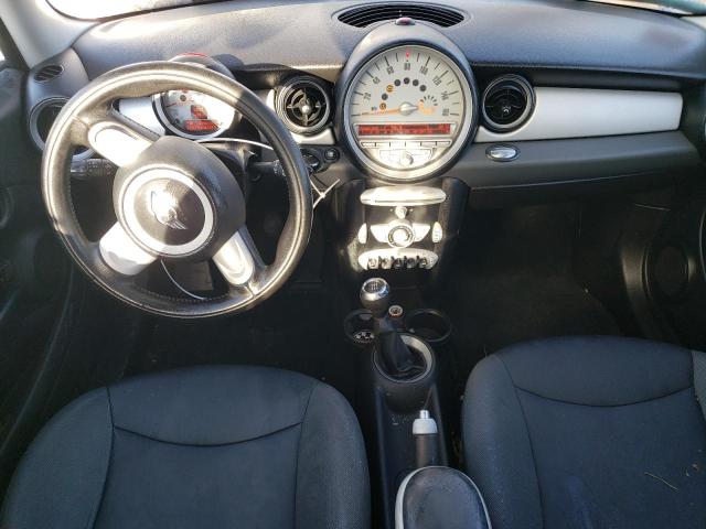 Photo 8 from auction – 2009 MINI COOPER CLU with VIN WMWML33569TP98885