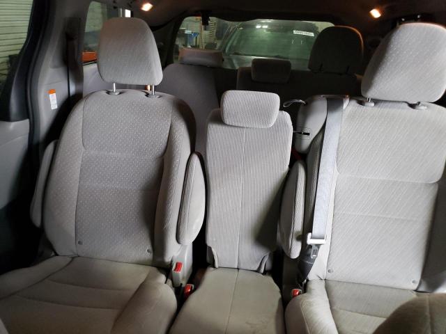 Photo 10 from auction – 2018 TOYOTA SIENNA LE with VIN 5TDKZ3DCXJS942401