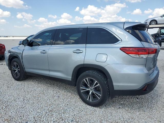 Photo 2 from auction – 2019 TOYOTA HIGHLANDER with VIN 5TDZZRFH5KS312152