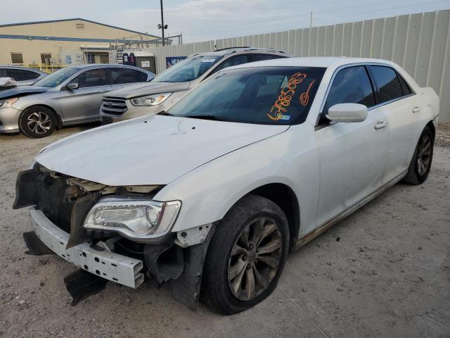 CHRYSLER 300 LIMITE 2015 z numerem VIN 2C3CCAAG0FH898839 - Zdjęcie z aukcji