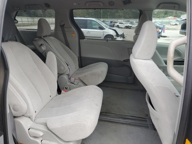 Photo 10 from auction – 2013 TOYOTA SIENNA LE with VIN 5TDKK3DCXDS320227