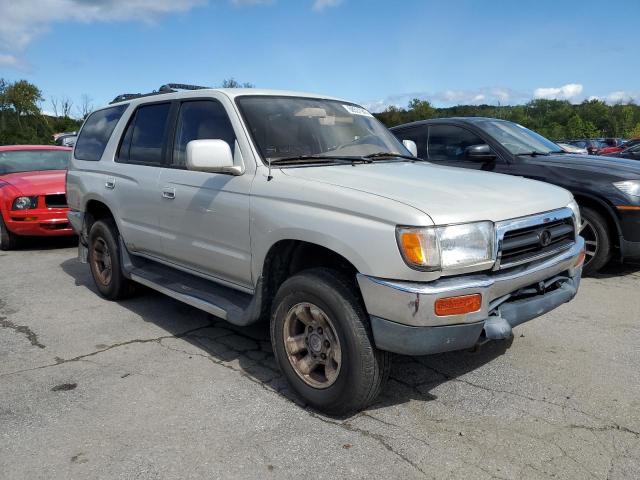 Photo 4 from auction – 1998 TOYOTA 4RUNNER SR with VIN JT3GN86R6W0072712