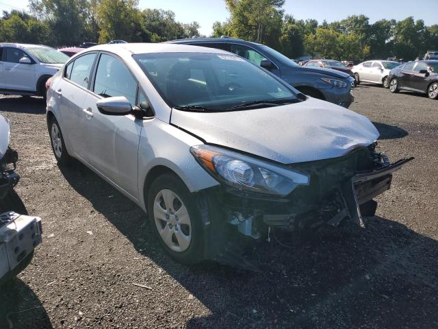 Photo 4 from auction – 2016 KIA FORTE LX with VIN KNAFK4A62G5509032