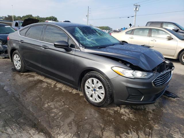 Photo 4 from auction – 2019 FORD FUSION S with VIN 3FA6P0G71KR276852