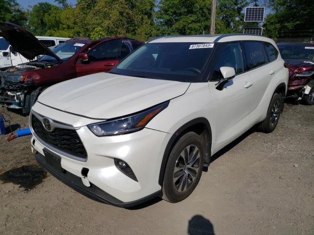 TOYOTA HIGHLANDER 2021 with VIN 5TDHZRBH6MS082481 - Photo from auction